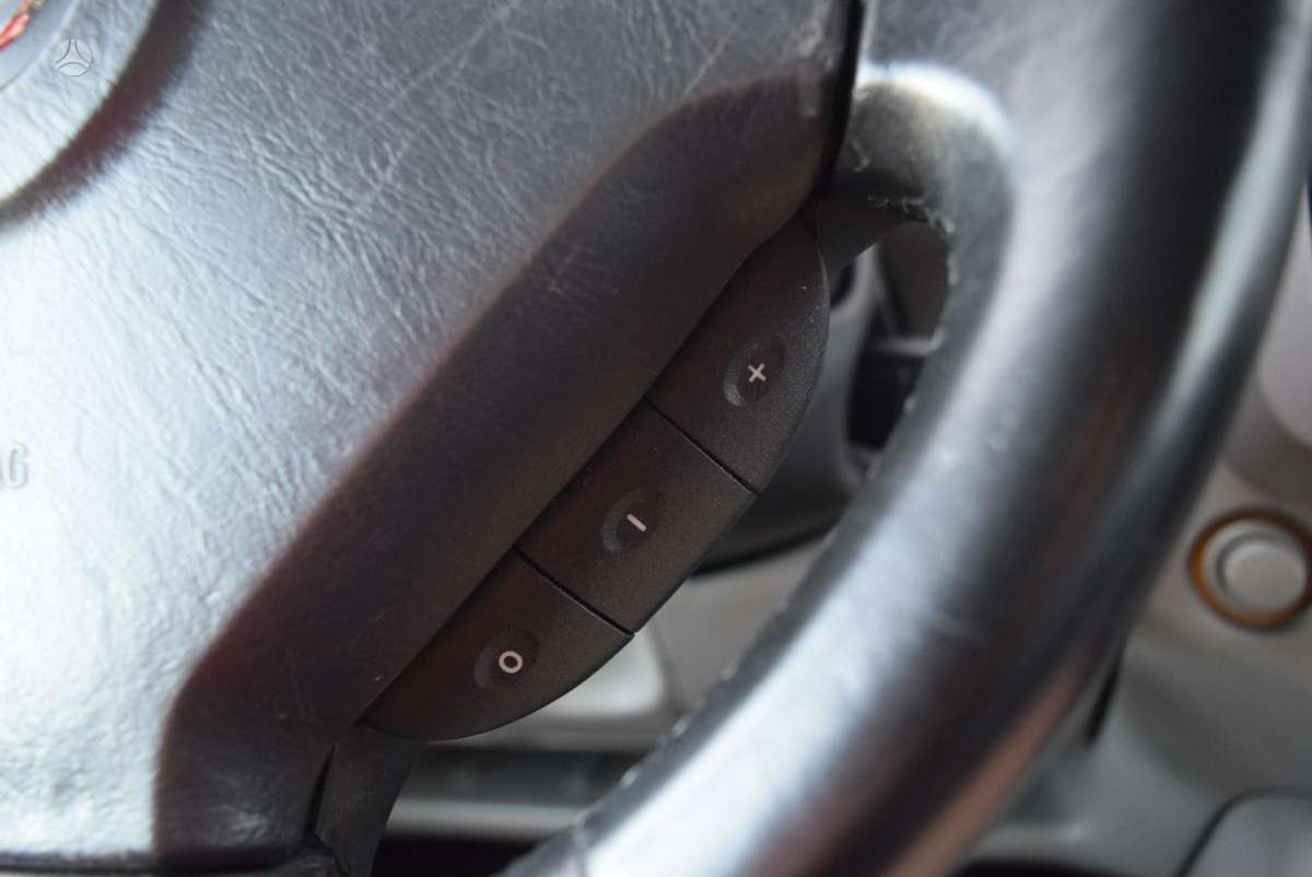 Opel Vivaro 2005 — photo 17