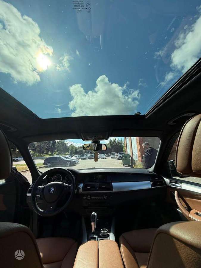 BMW X5 2008 — photo 6
