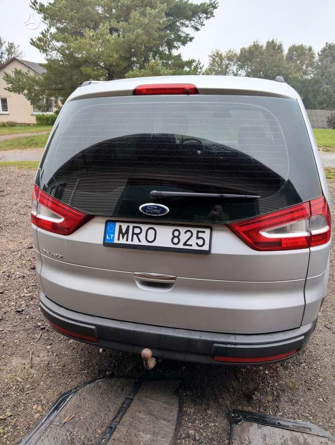 Ford Galaxy 2012 — interior