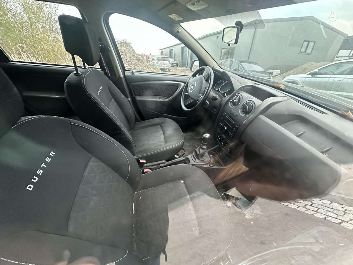 Dacia Duster 2014 — двигун 1200 cm³, 125 HP (92kW)