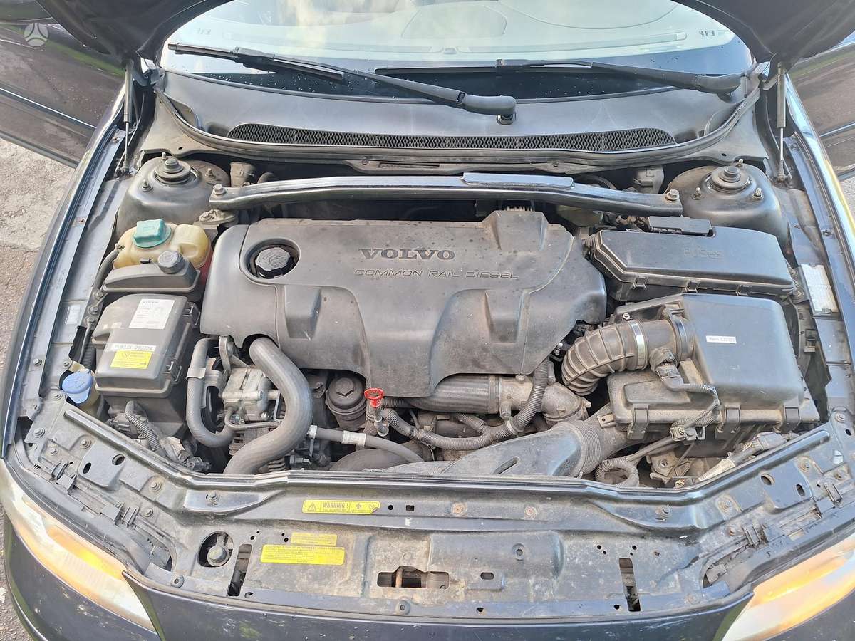 Volvo V70 2005 — photo 19