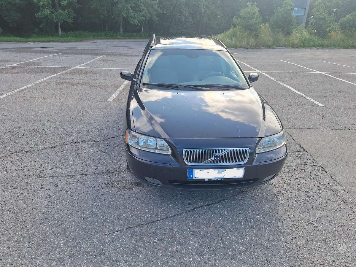 Volvo V70 2005 — photo 6