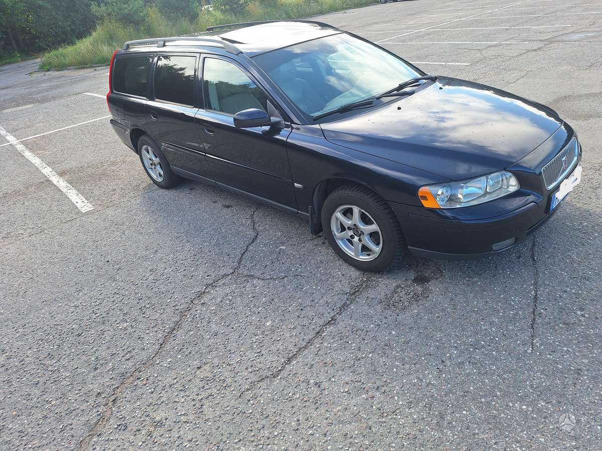 Volvo V70 2005 — photo 7