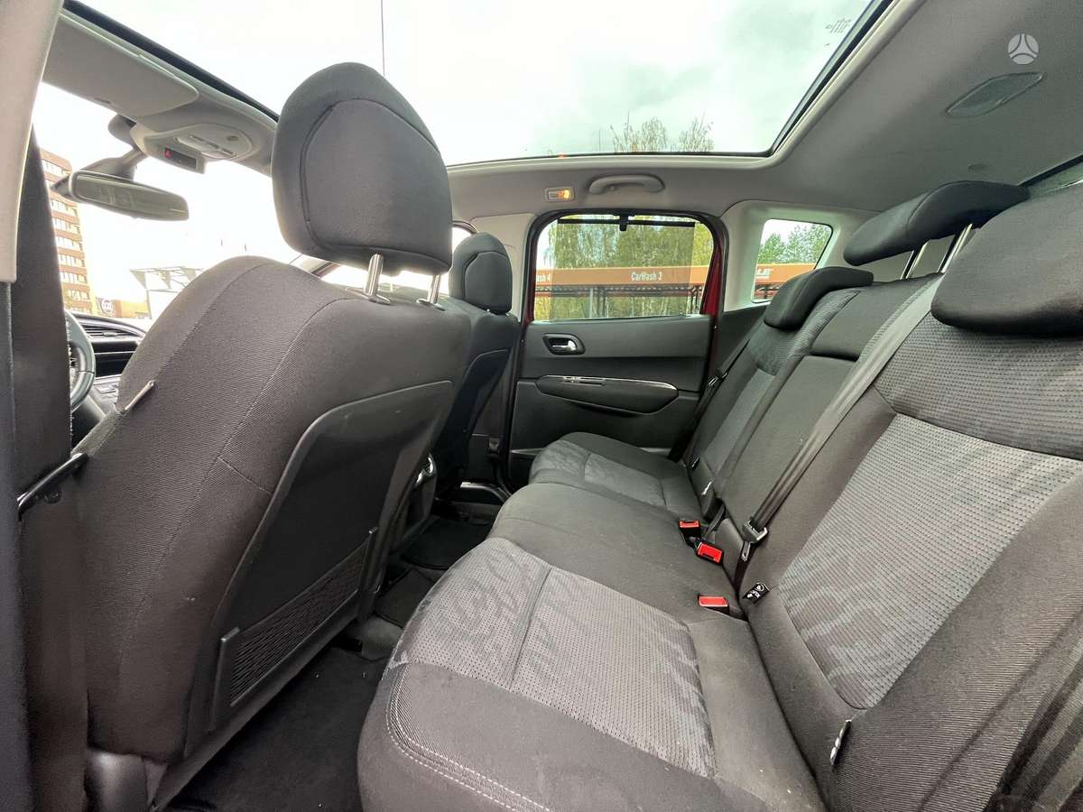 Peugeot 3008 2009 — photo 11