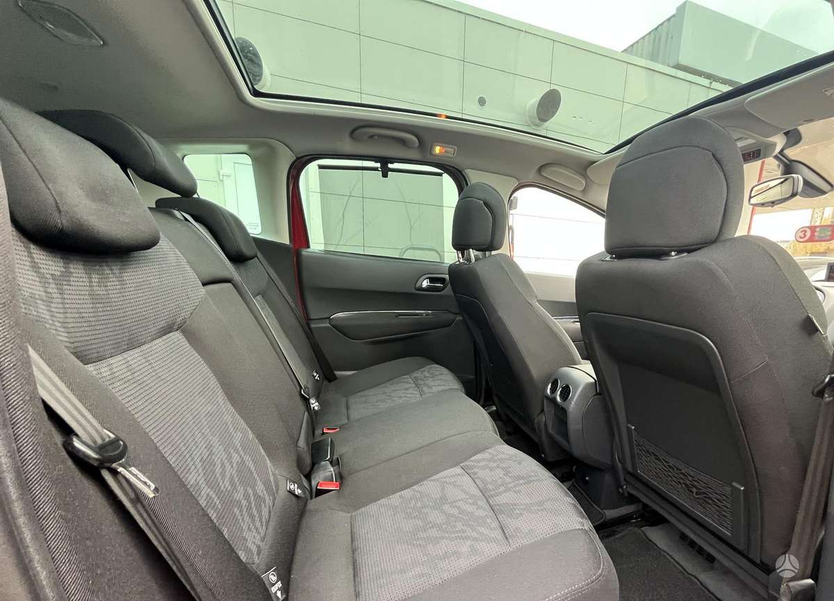 Peugeot 3008 2009 — photo 12