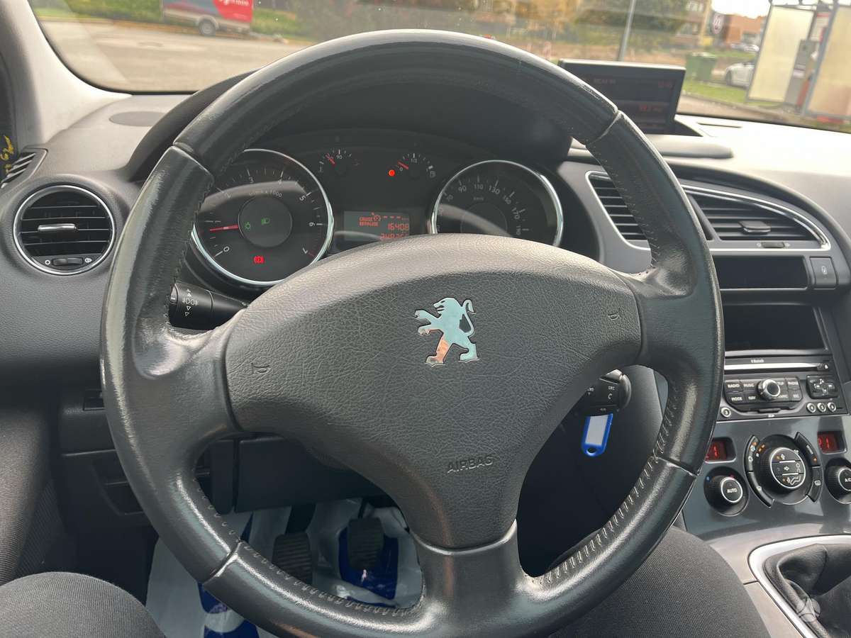 Peugeot 3008 2009 — photo 15