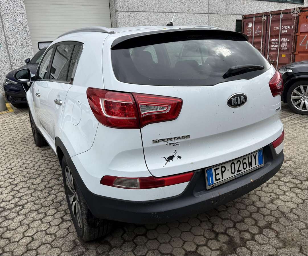 Kia Sportage 2013 — engine 1685 cm³, 116 HP (85kW)