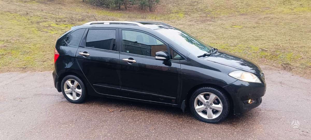 Honda FR-V 2007 — салон