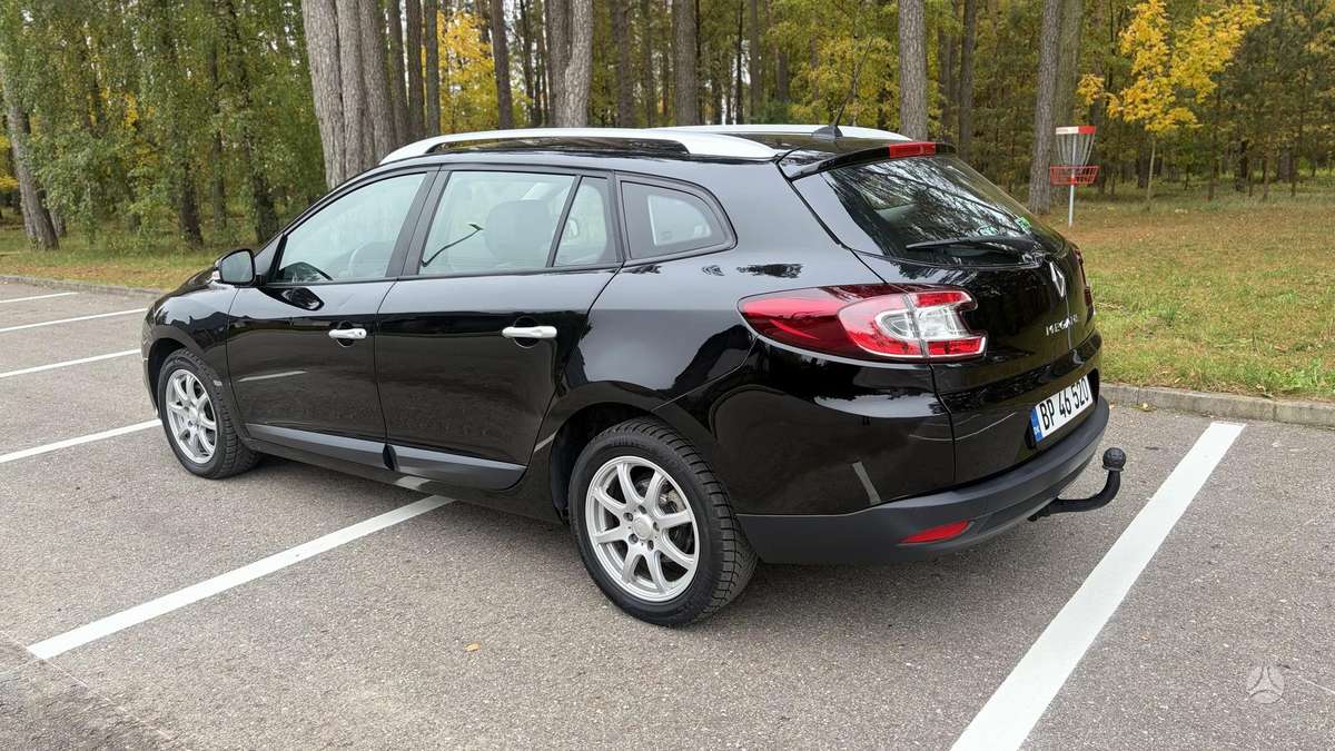 Renault Megane 2012 — салон