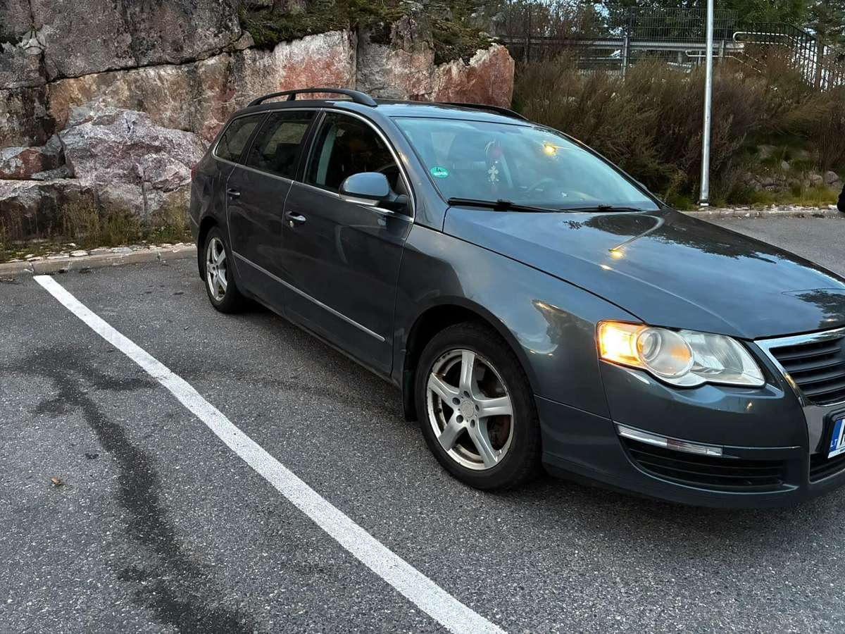 Volkswagen Passat 2009 — photo 5