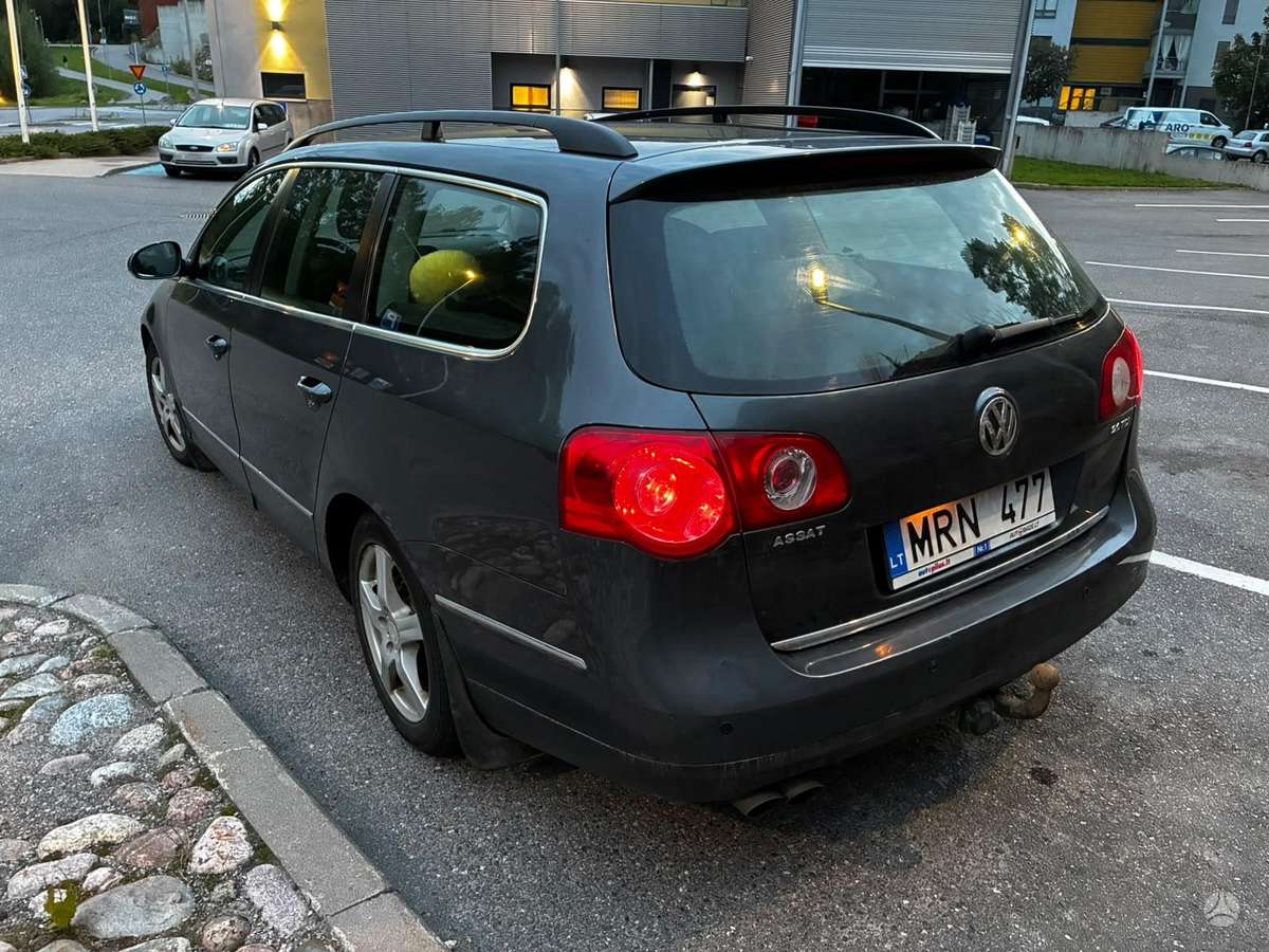 Volkswagen Passat 2009 — photo 9