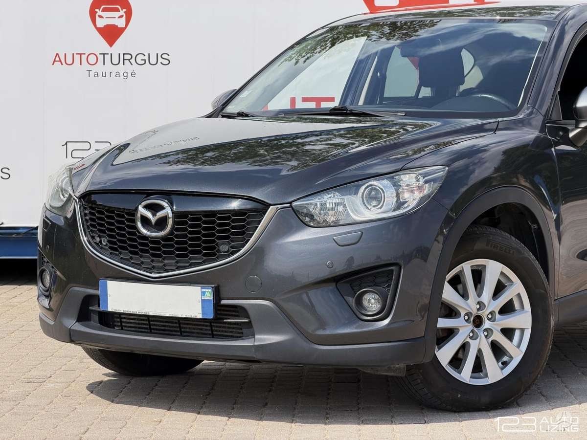Mazda CX-5 2015 — rear view