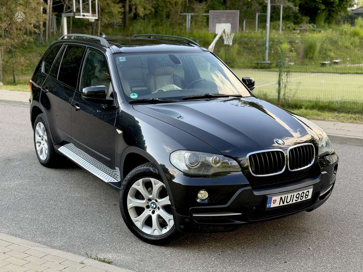 BMW X5 2008 — вигляд ззаду