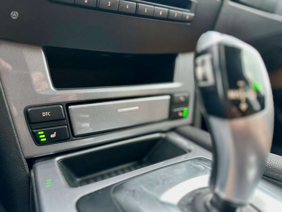 BMW 530 2008 — photo 16