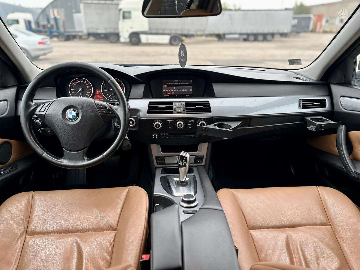 BMW 530 2008 — photo 18