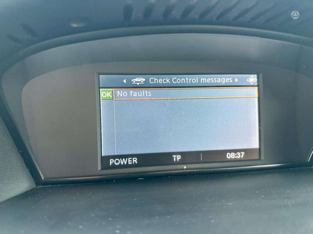 BMW 530 2008 — photo 20