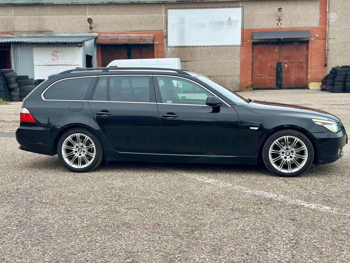 BMW 530 2008 — engine 2993 cm³, 197 HP (145kW)