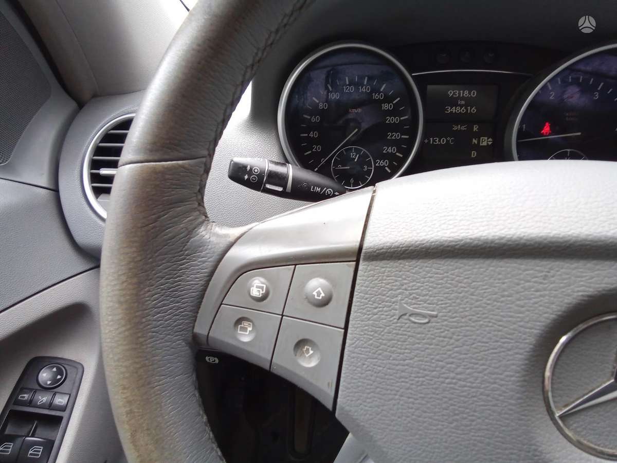 Mercedes-Benz ML320 2007 — photo 12