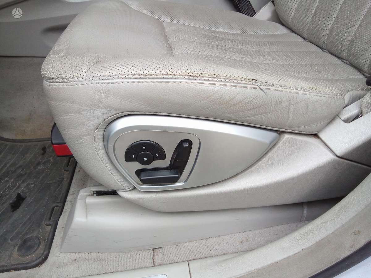 Mercedes-Benz ML320 2007 — photo 20