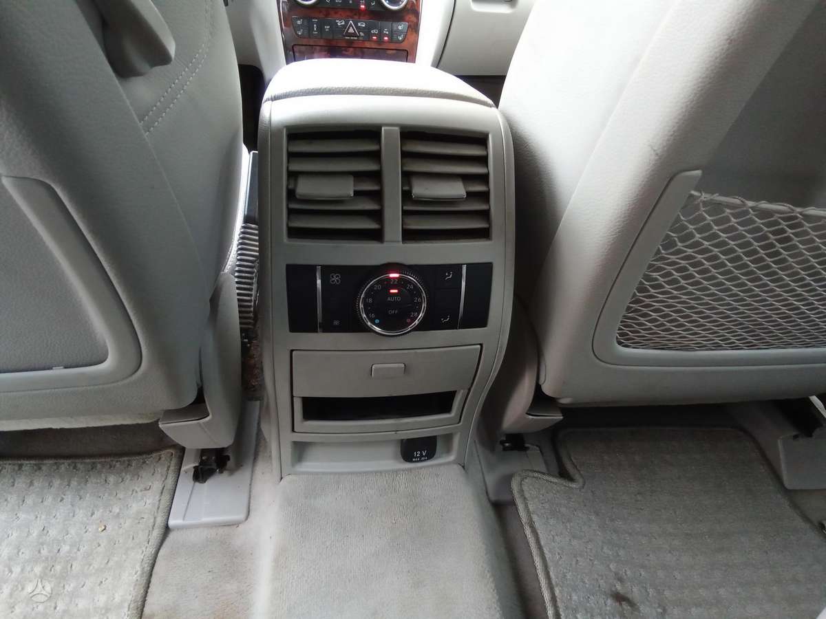 Mercedes-Benz ML320 2007 — photo 23
