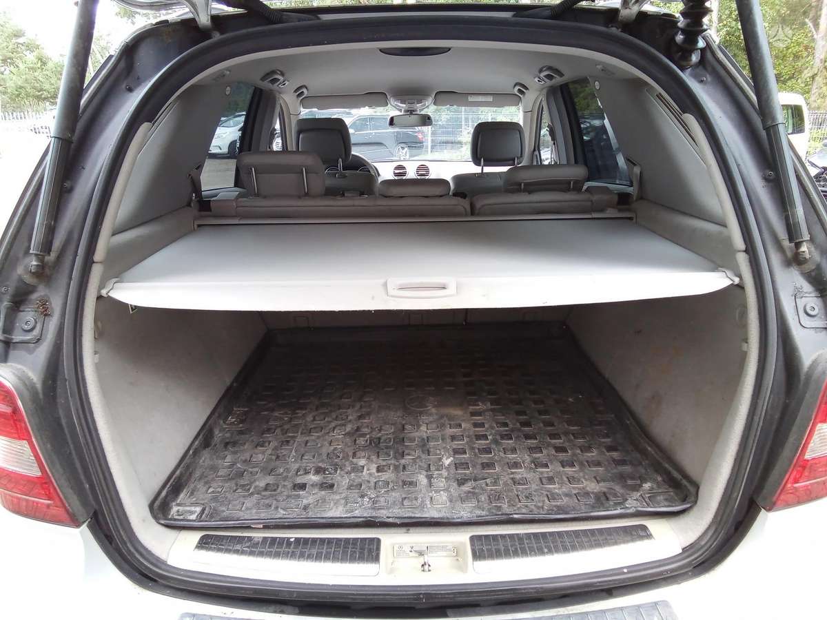 Mercedes-Benz ML320 2007 — photo 8