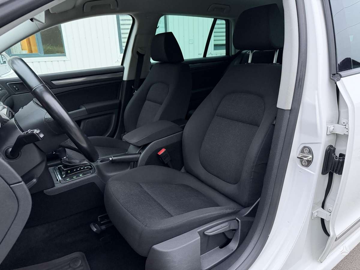 Skoda Superb 2014 — photo 10