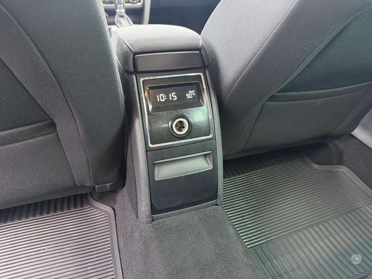 Skoda Superb 2014 — photo 14