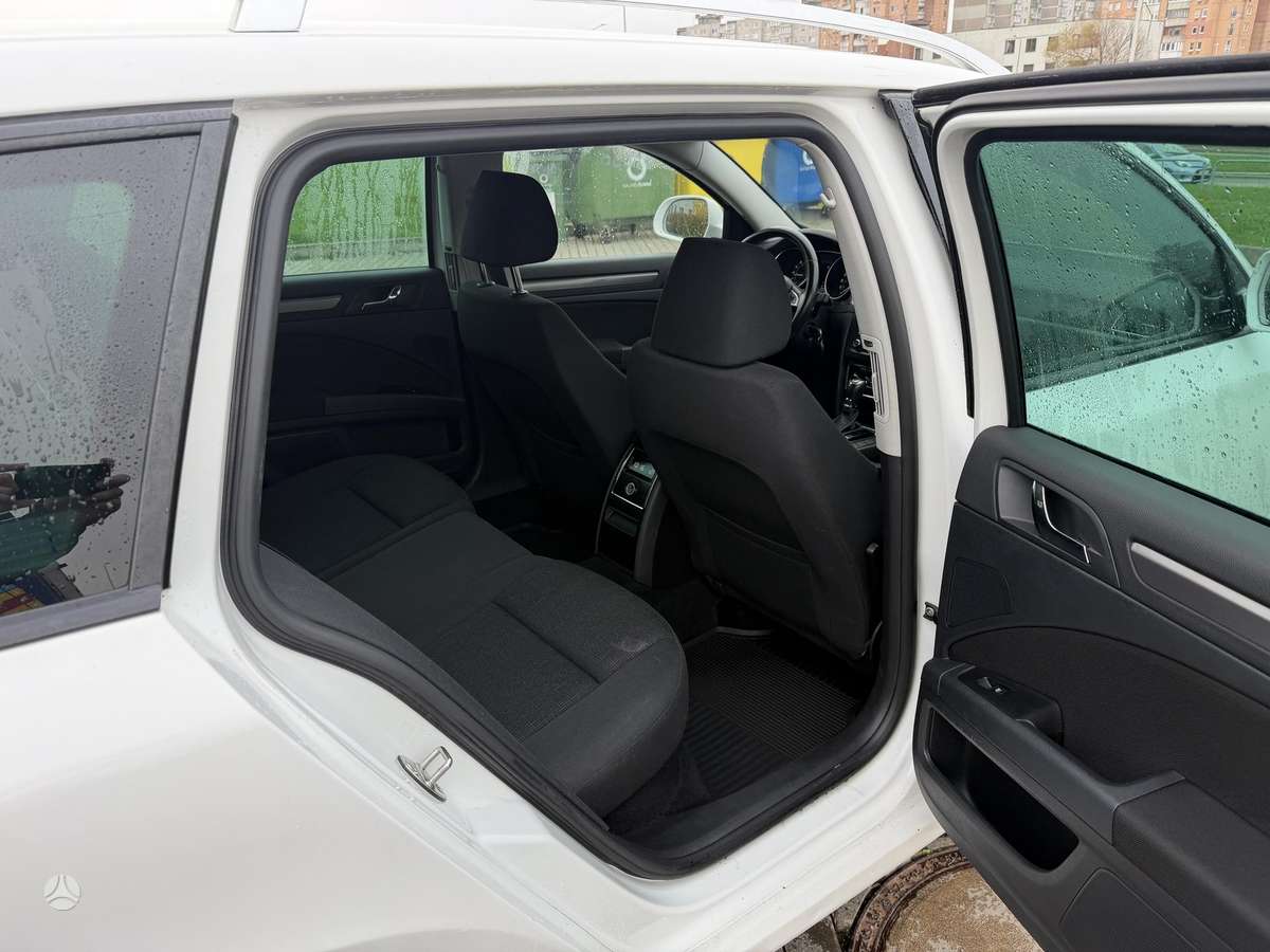 Skoda Superb 2014 — photo 16