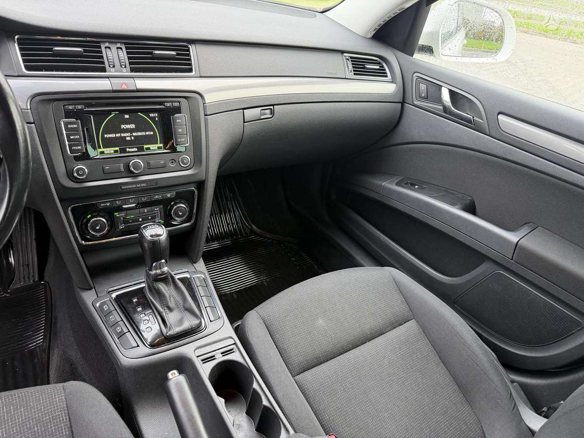 Skoda Superb 2014 — photo 20