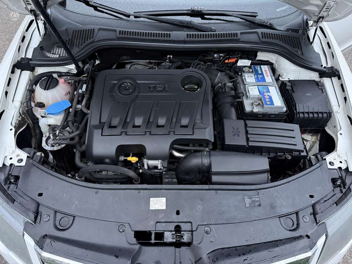 Skoda Superb 2014 — photo 27