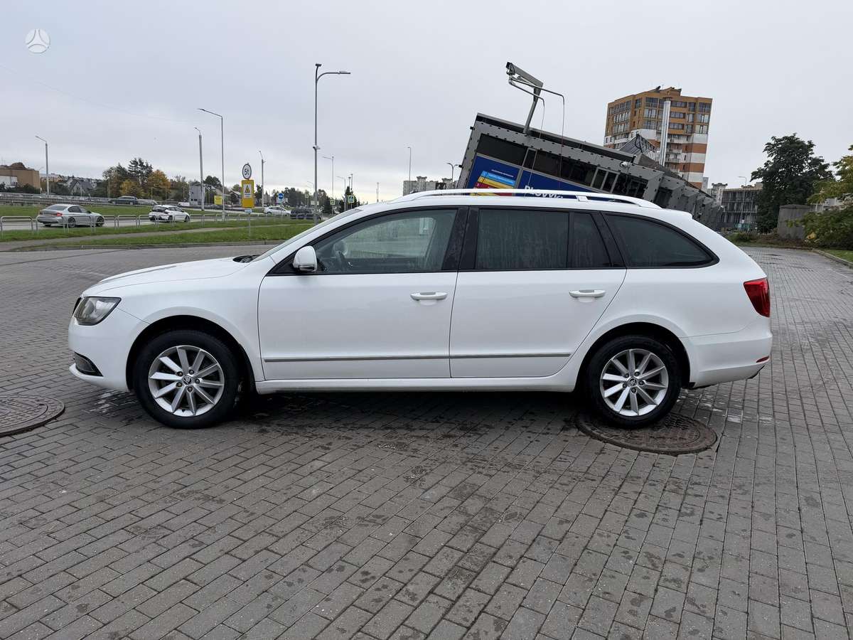 Skoda Superb 2014 — photo 8