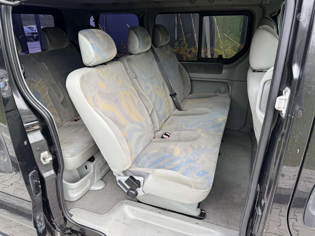 Renault Trafic 2004 — фото 10