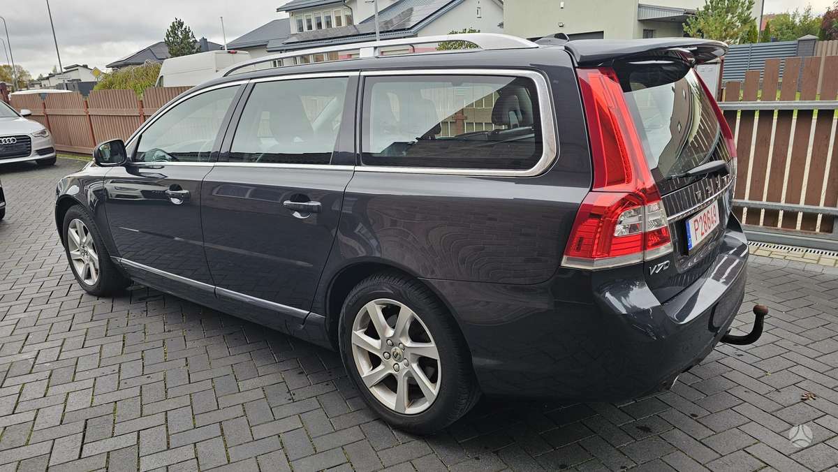 Volvo V70 2015 — фото 7