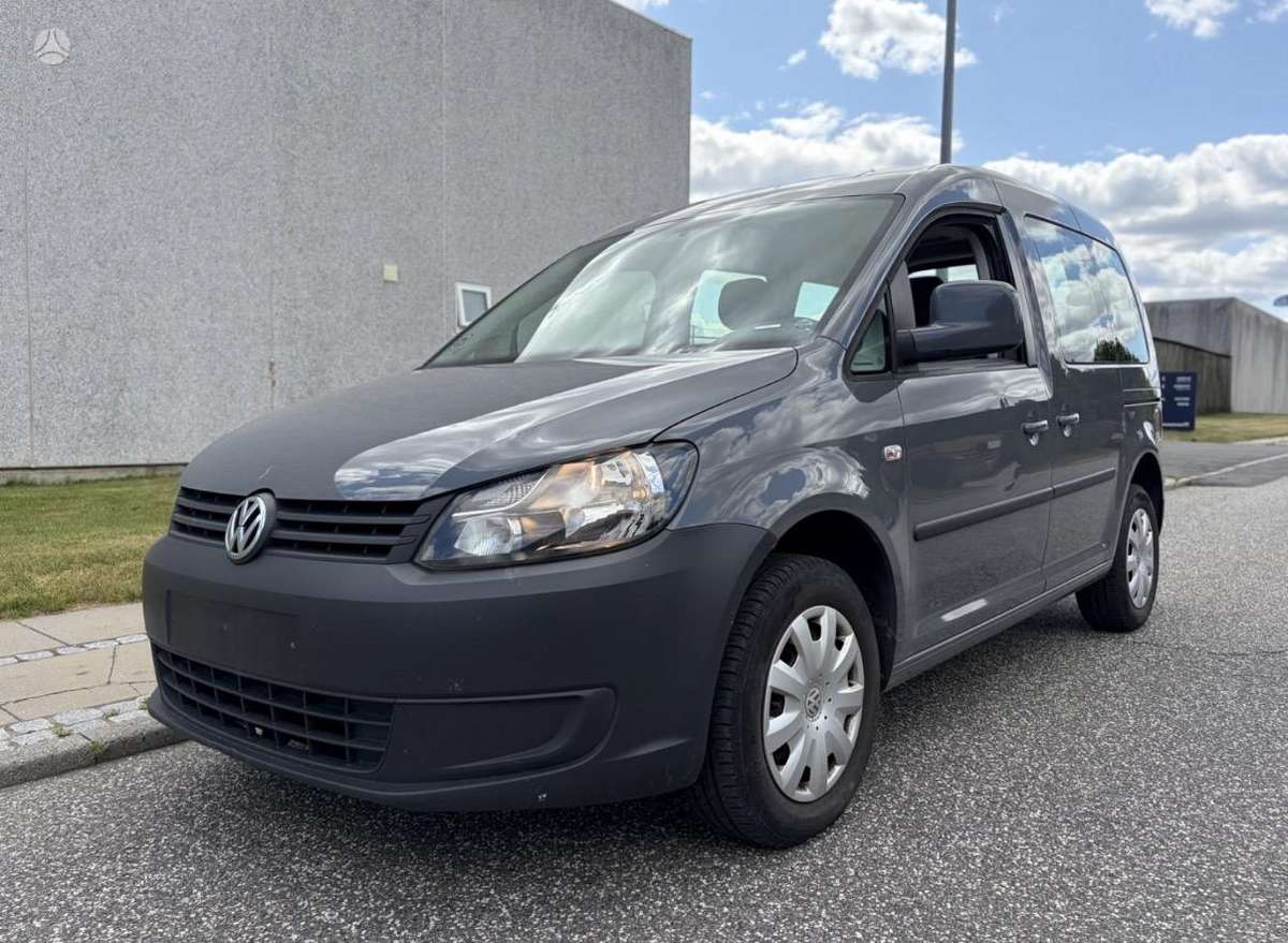 Volkswagen Caddy 2011 — rear view