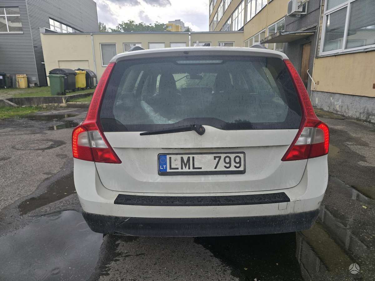 Volvo V70 2008 — двигун 2000 cm³, 145 HP (107kW)
