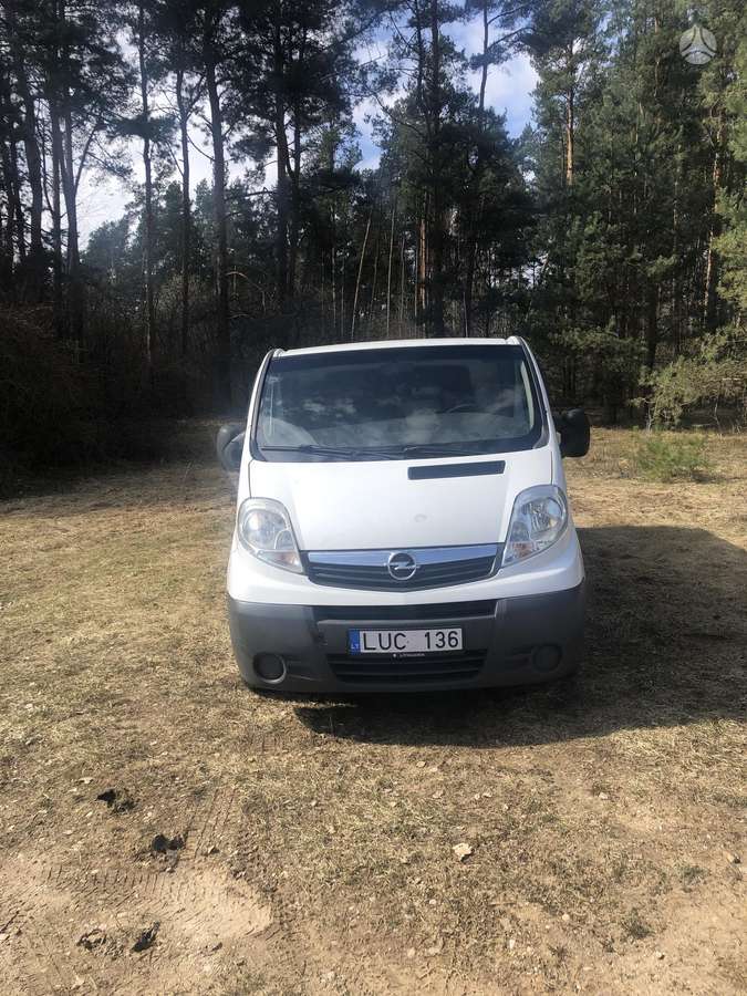Opel Vivaro 2007 — engine 2000 cm³, 114 HP (84kW)
