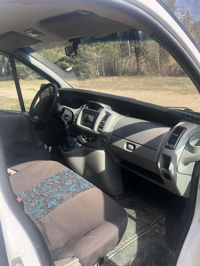 Opel Vivaro 2007 — photo 8