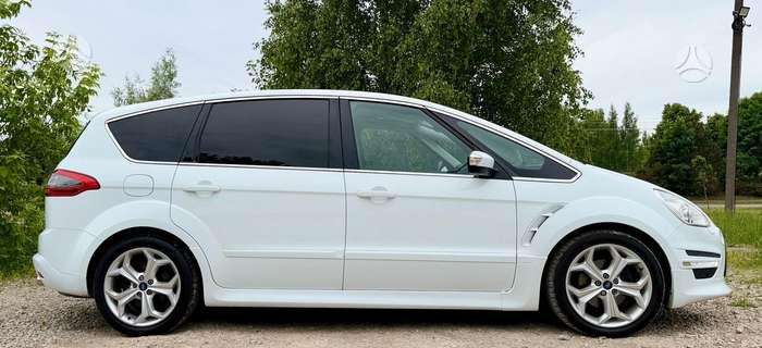 Ford S-MAX 2013 — photo 11
