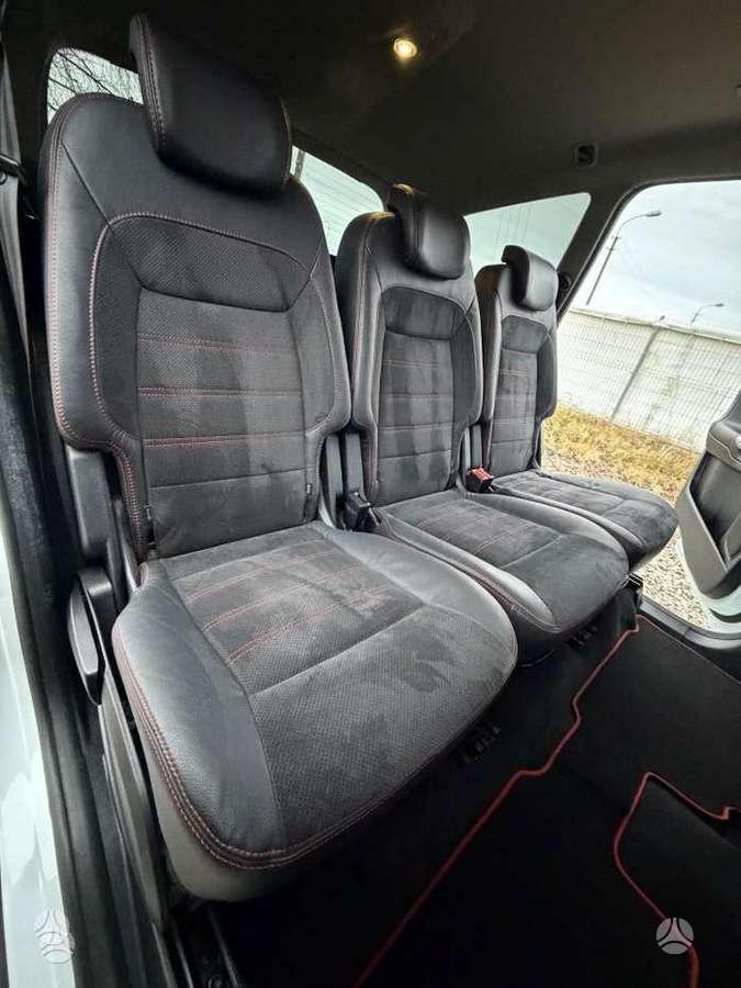 Ford S-MAX 2013 — photo 22