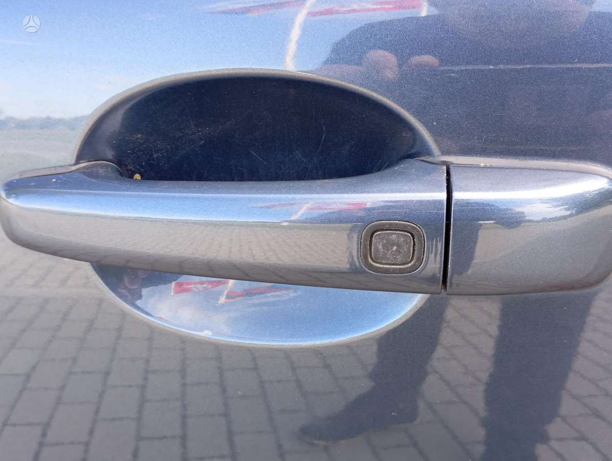 Volvo V70 2007 — photo 18