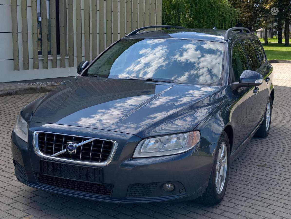 Volvo V70 2007 — photo 8