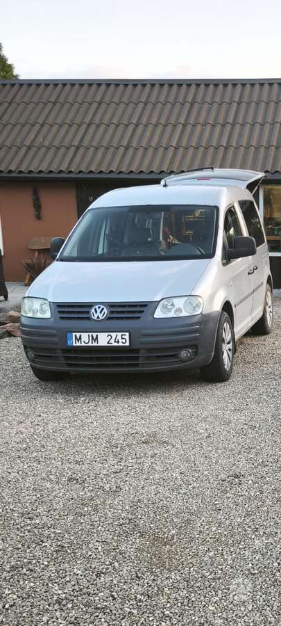 Volkswagen Caddy 2005 — вигляд ззаду