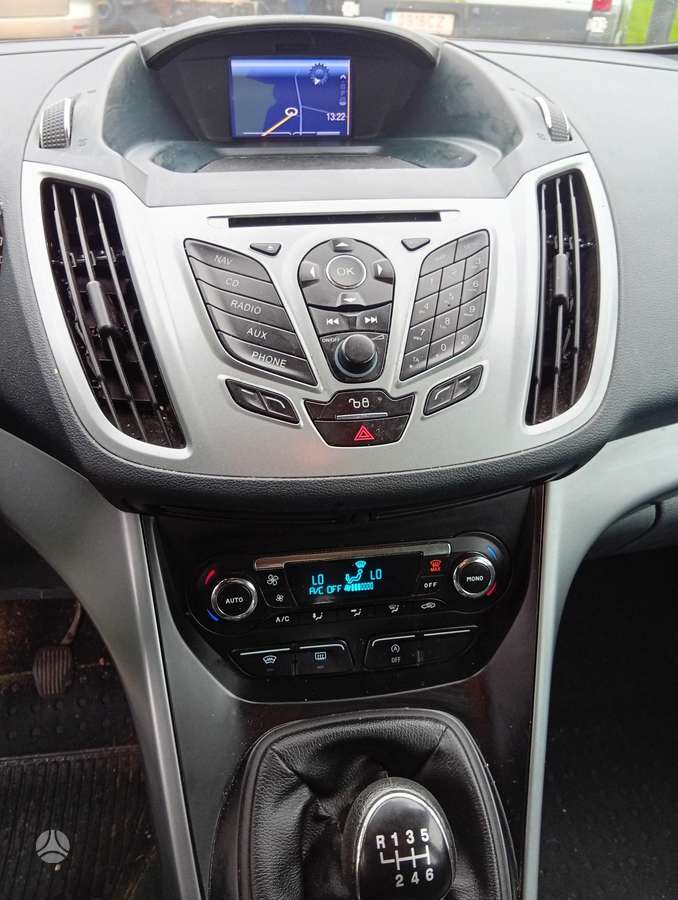 Ford C-MAX 2012 — фото 11