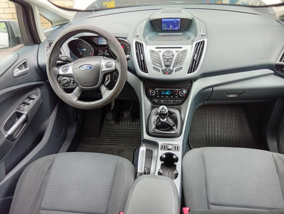 Ford C-MAX 2012 — вигляд ззаду