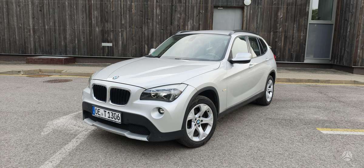 BMW X1, 2011