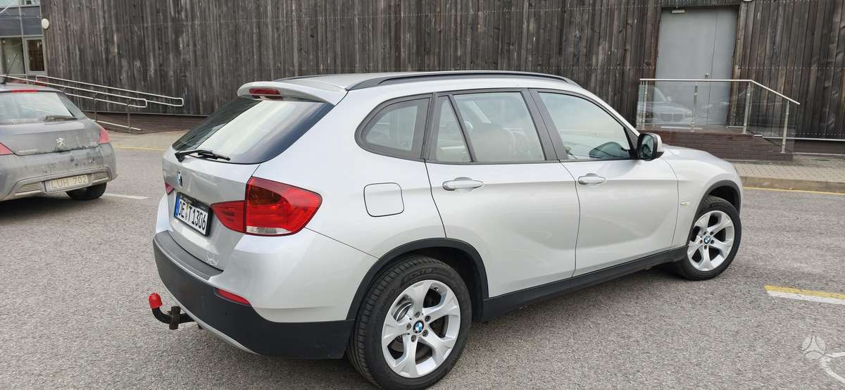 BMW X1 2011 — фото 10