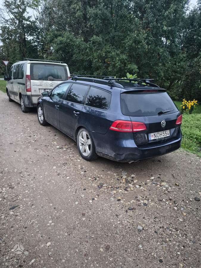Volkswagen Passat 2012 — двигун 2000 cm³, 141 HP (104kW)