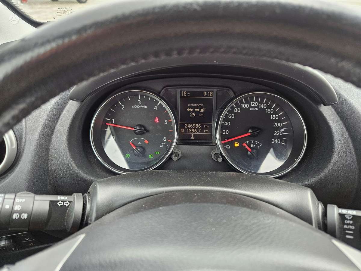 Nissan Qashqai 2011 — вигляд ззаду