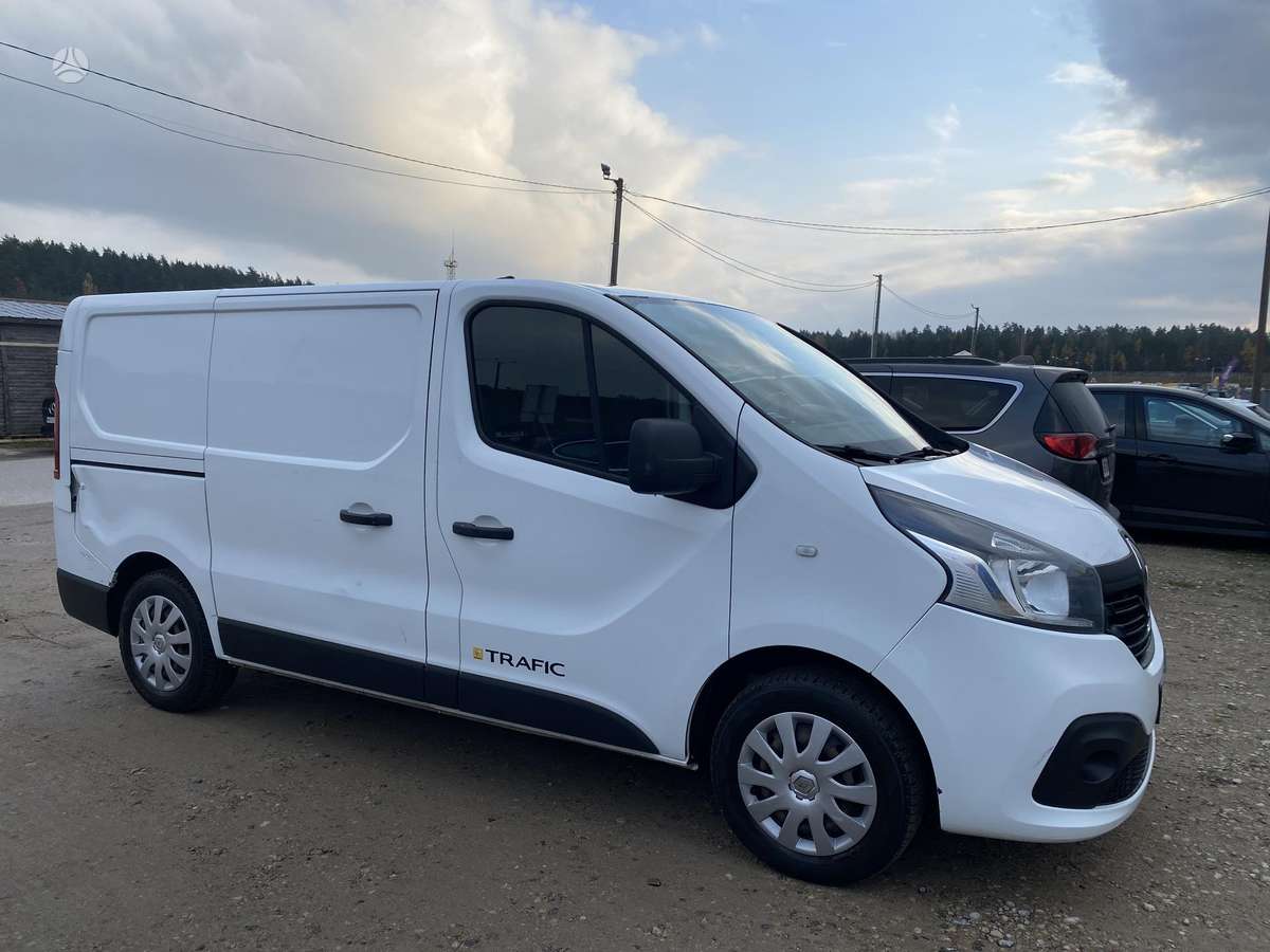 Renault Trafic 2015 — photo 7