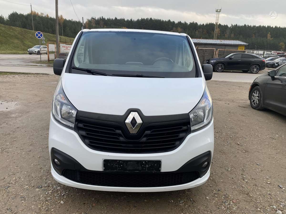 Renault Trafic 2015 — photo 9